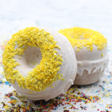 Load image into Gallery viewer, Cinnamon & Vanilla Doughnut Bath Bomb